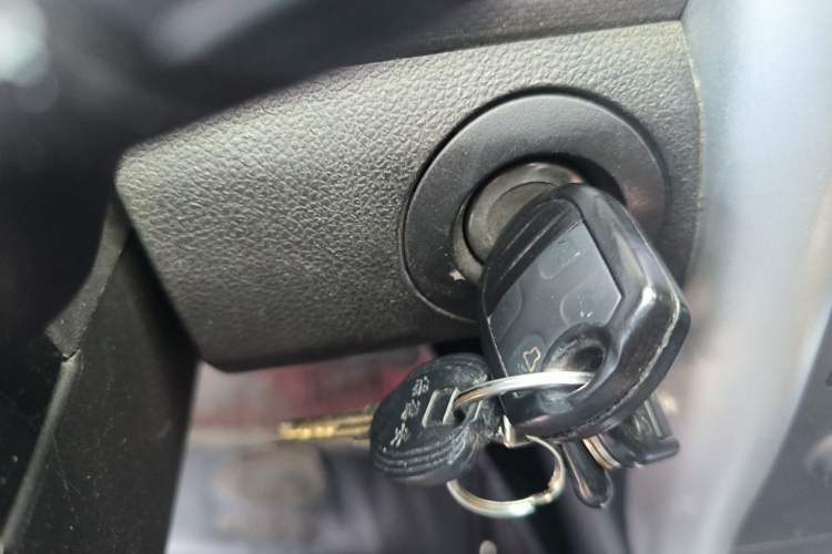 Used Ford Edge 2012 2.0T Elite Sunroof Edition Vehicle Key