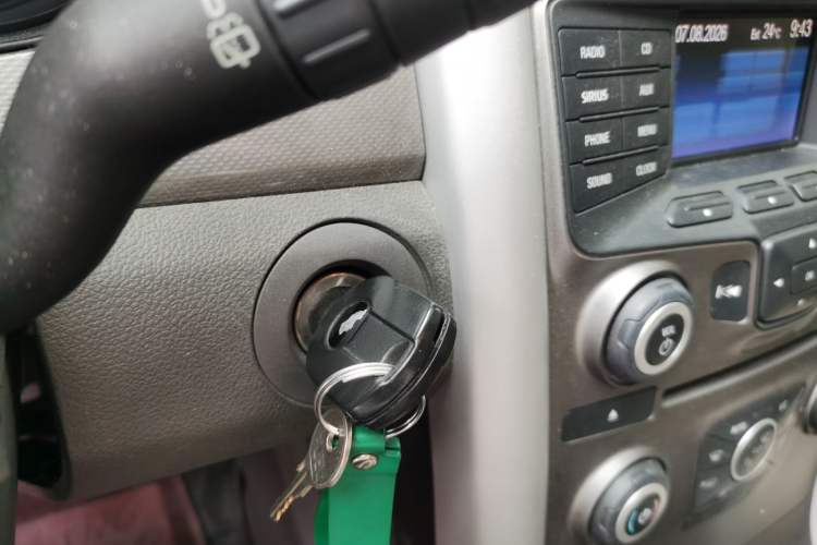 Used Ford Edge 2012 2.0T Elite Sunroof Edition Vehicle Key