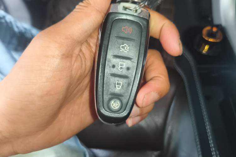 Used Ford Edge 2012 2.0T Zunrui Trim Vehicle Key