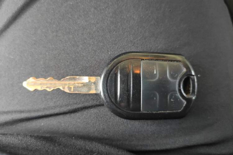 Used Ford Edge 2012 2.0T Elite Sunroof Edition Vehicle Key