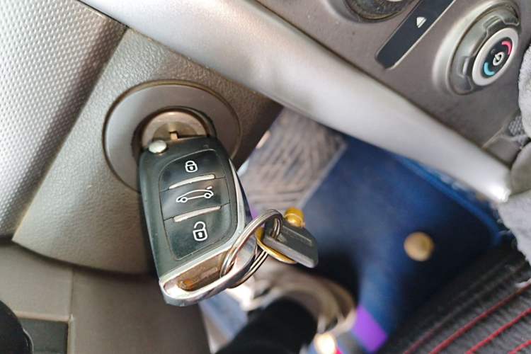 Used Ford Edge 2012 2.0T Elite Sunroof Edition Vehicle Key