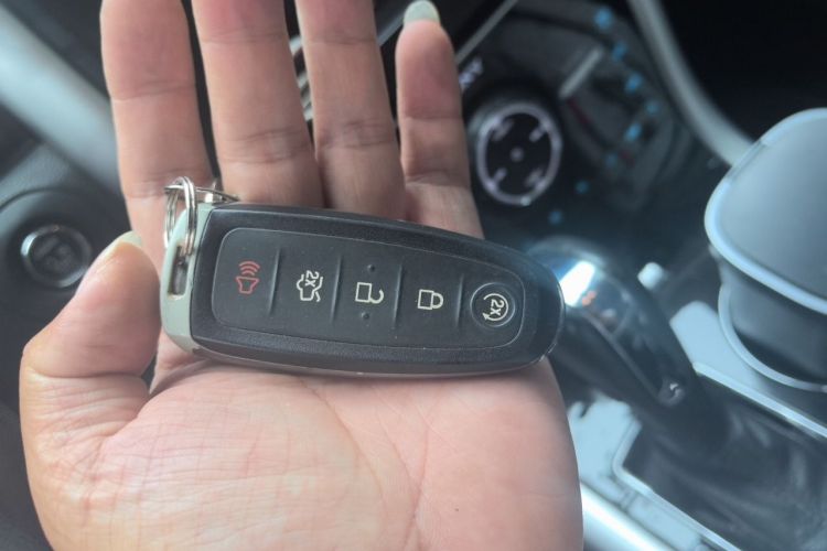 Used Ford Edge 2012 2.0T Zunrui Trim Vehicle Key