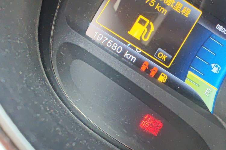 Used Ford Edge 2012 3.5L Zunrui Trim Odometer Close Up