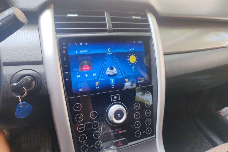 Used Ford Edge 2012 2.0T Elite Sunroof Edition Audio And AC Panel