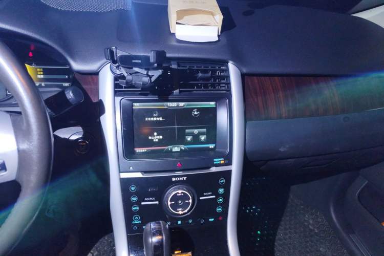 Used Ford Edge 2012 2.0T Zunrui Trim Audio And AC Panel