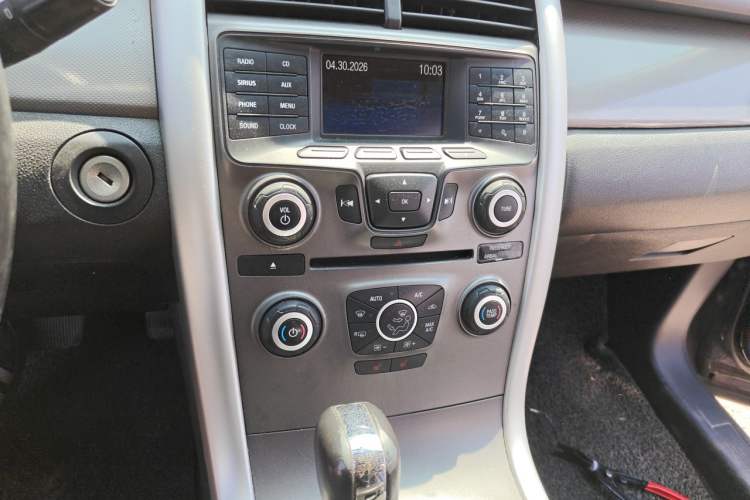Used Ford Edge 2012 2.0T Elite Sunroof Edition Audio And AC Panel