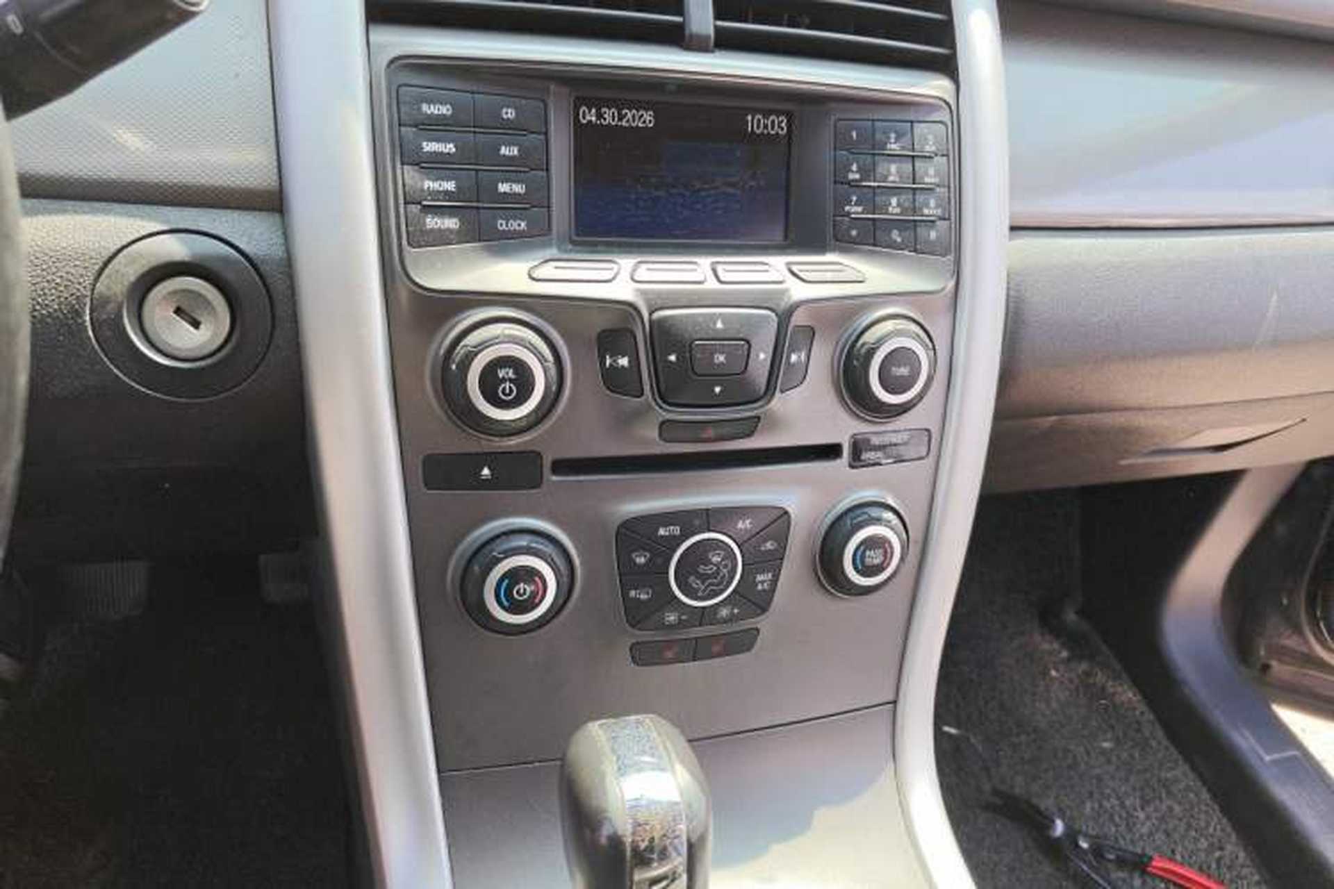 Used Ford Edge 2012 2.0T Elite Sunroof Edition Audio And AC Panel