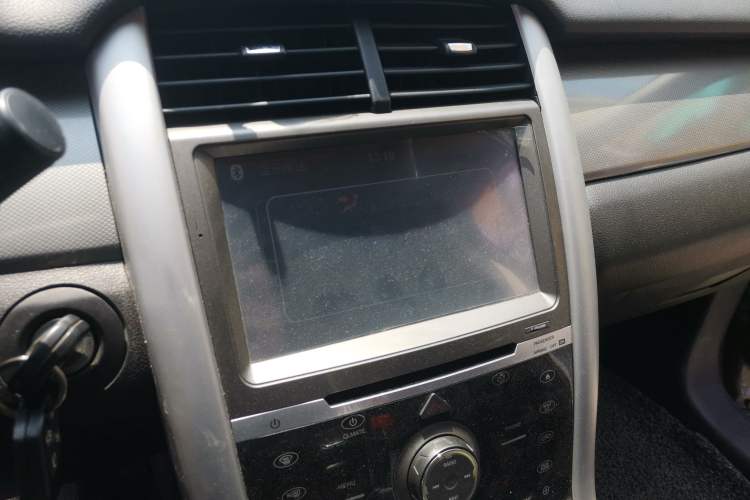 Used Ford Edge 2012 2.0T Elite Sunroof Edition Audio And AC Panel