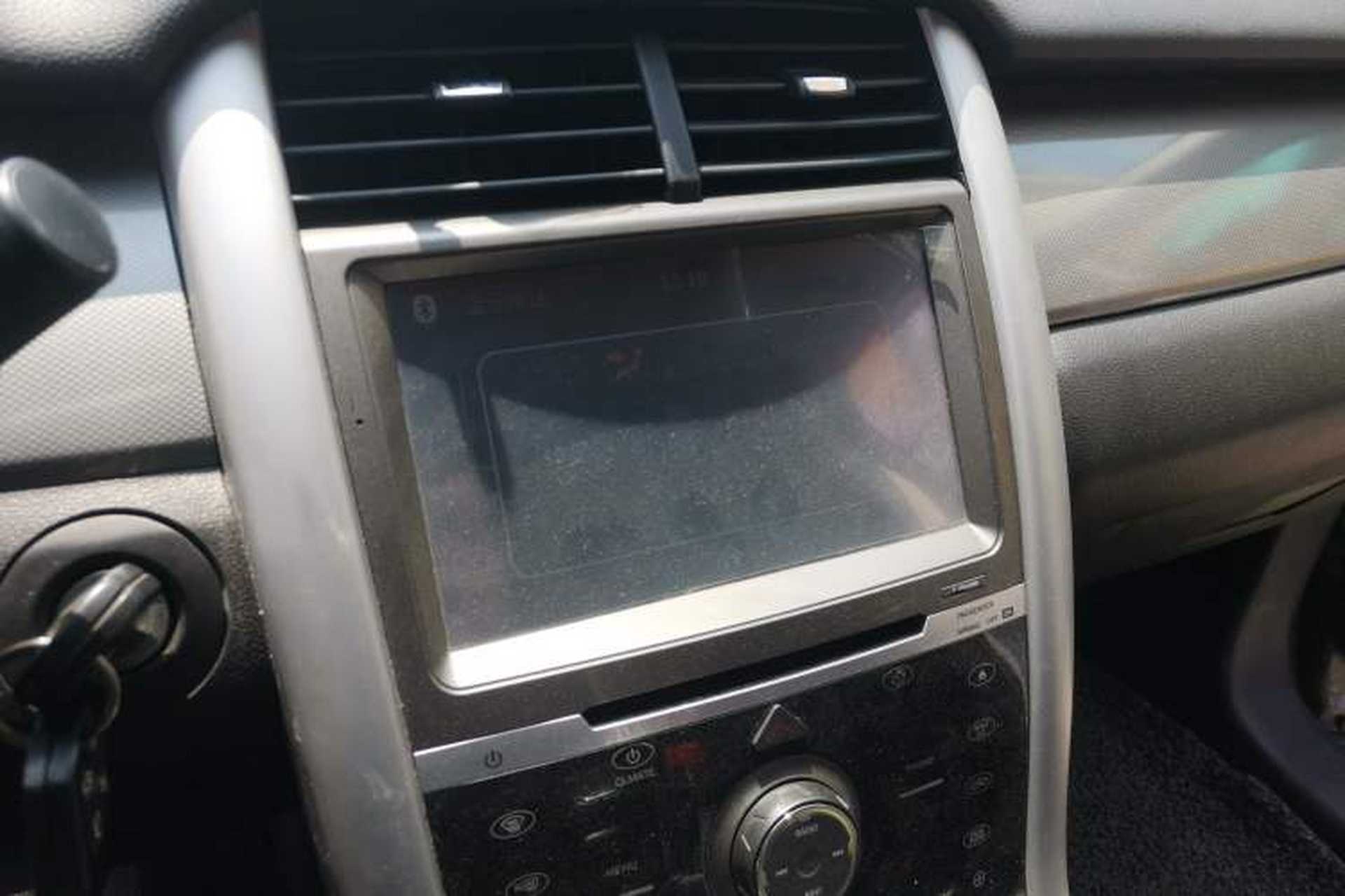 Used Ford Edge 2012 2.0T Elite Sunroof Edition Audio And AC Panel