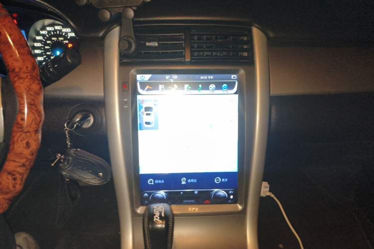 Used Ford Edge 2012 2.0T Elite Sunroof Edition Audio And AC Panel
