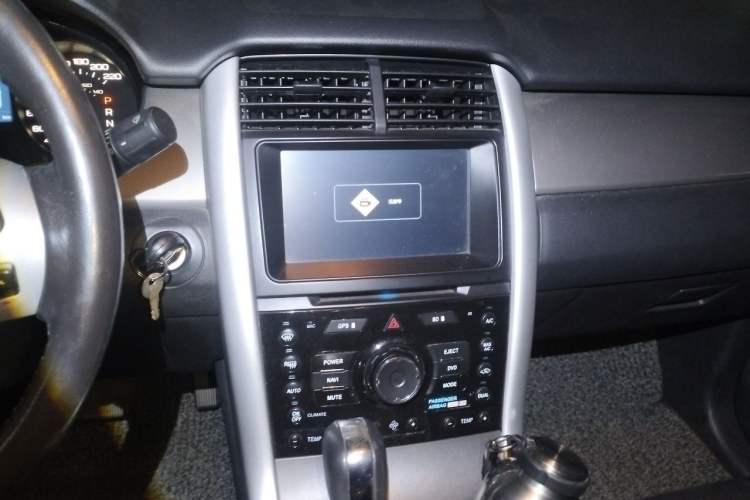 Used Ford Edge 2012 2.0T Elite Sunroof Edition Audio And AC Panel
