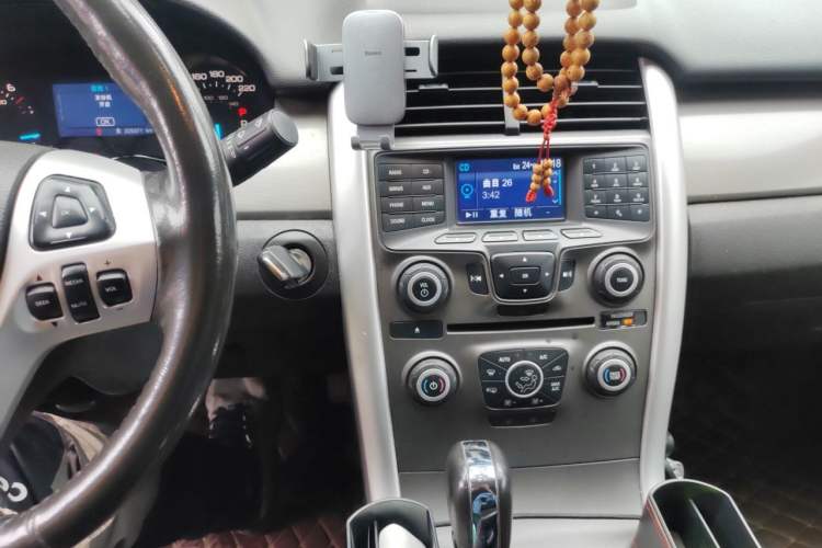 Used Ford Edge 2012 2.0T Elite Sunroof Edition Audio And AC Panel