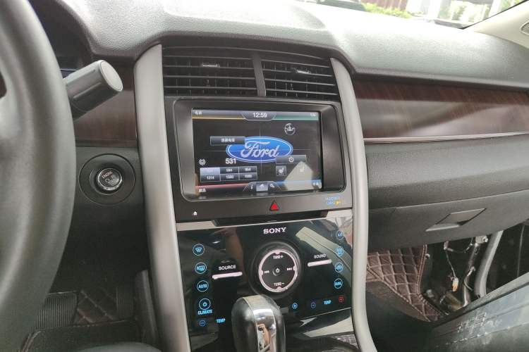 Used Ford Edge 2012 2.0T Zunrui Trim Audio And AC Panel
