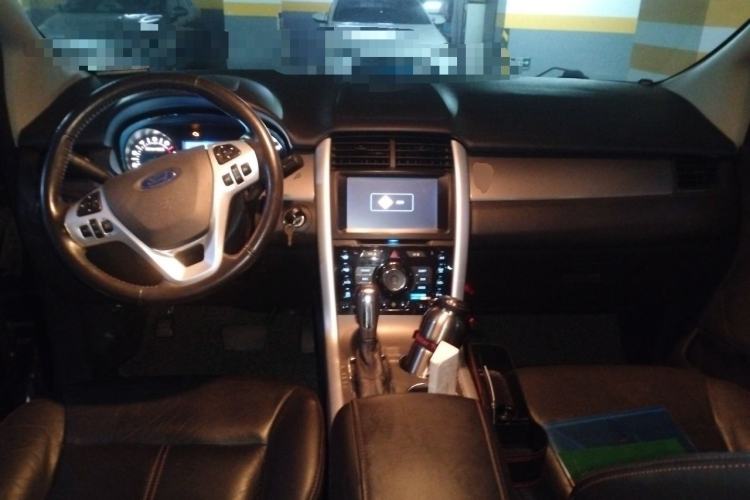 Used Ford Edge 2012 2.0T Elite Sunroof Edition Center Console