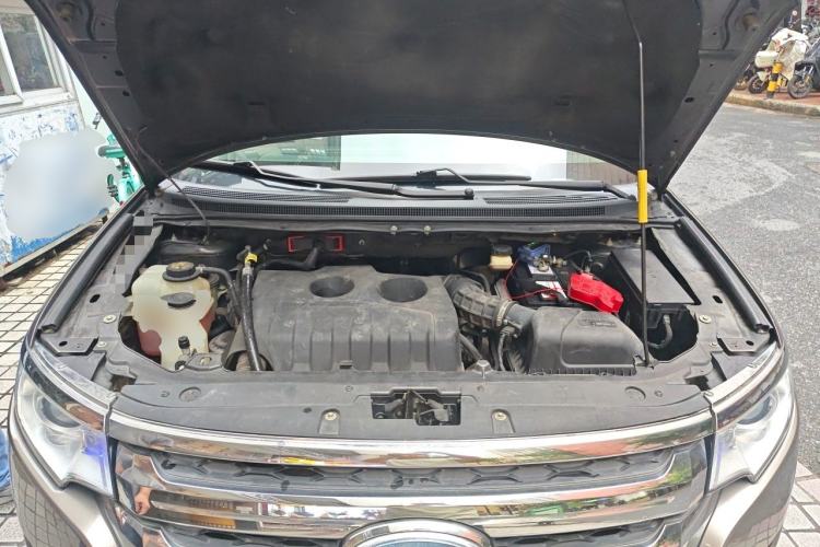 Used Ford Edge 2012 2.0T Elite Edition Engine Bay