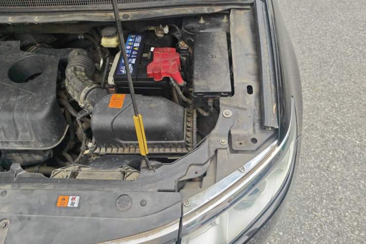 Used Ford Edge 2012 2.0T Elite Sunroof Edition Engine Bay Left