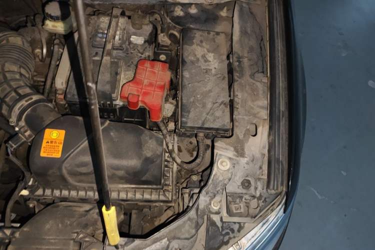 Used Ford Edge 2012 2.0T Elite Sunroof Edition Engine Bay Left