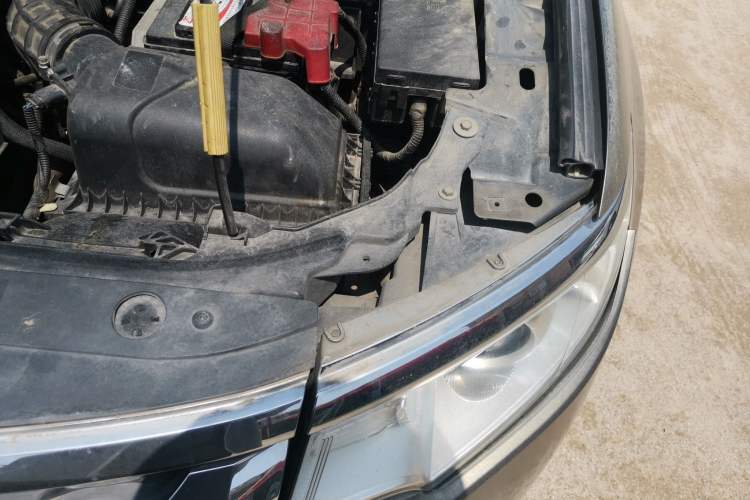 Used Ford Edge 2012 2.0T Elite Sunroof Edition Engine Bay Left