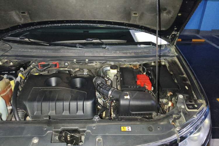 Used Ford Edge 2012 2.0T Elite Sunroof Edition Engine Bay Left