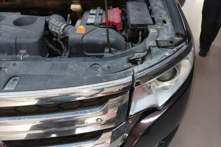 Used Ford Edge 2012 2.0T Elite Sunroof Edition Engine Bay Left