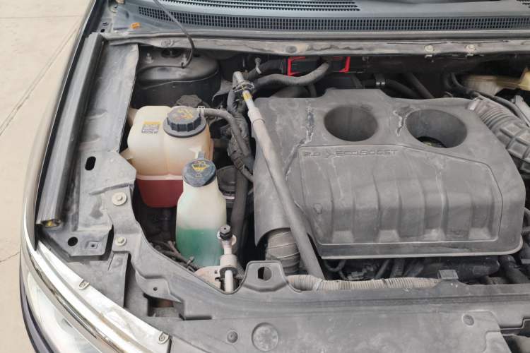 Used Ford Edge 2012 2.0T Elite Sunroof Edition Engine Bay Right