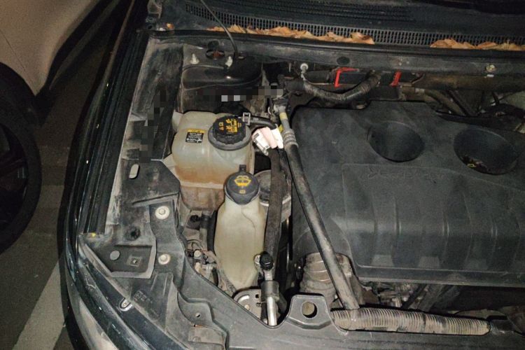 Used Ford Edge 2012 2.0T Elite Sunroof Edition Engine Bay Right