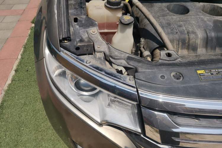 Used Ford Edge 2012 2.0T Elite Sunroof Edition Engine Bay Right