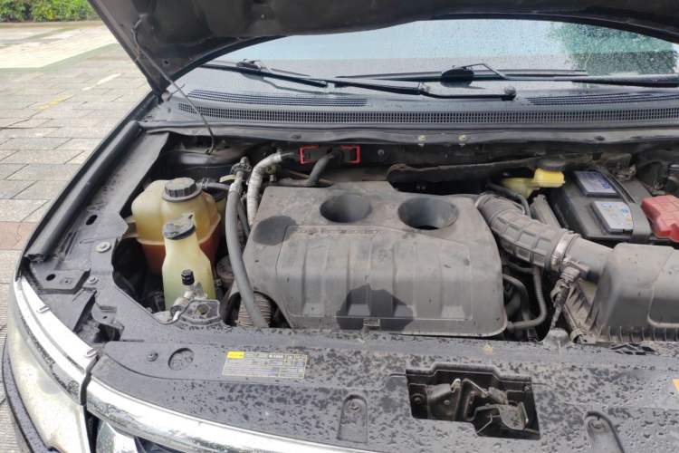 Used Ford Edge 2012 2.0T Elite Sunroof Edition Engine Bay Right
