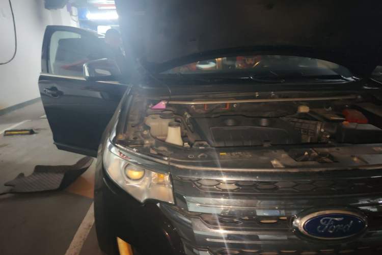 Used Ford Edge 2012 2.0T Elite Sunroof Edition Engine Bay Right
