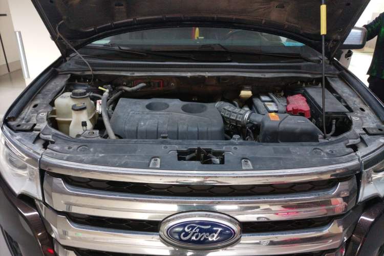 Used Ford Edge 2012 2.0T Elite Sunroof Edition Engine Bay