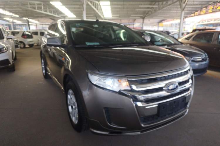 Used Ford Edge 2012 2.0T Elite Sunroof Edition Front Right 45 Deg