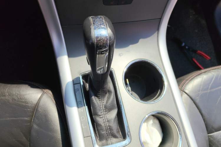 Used Ford Edge 2012 2.0T Elite Sunroof Edition Gear Lever