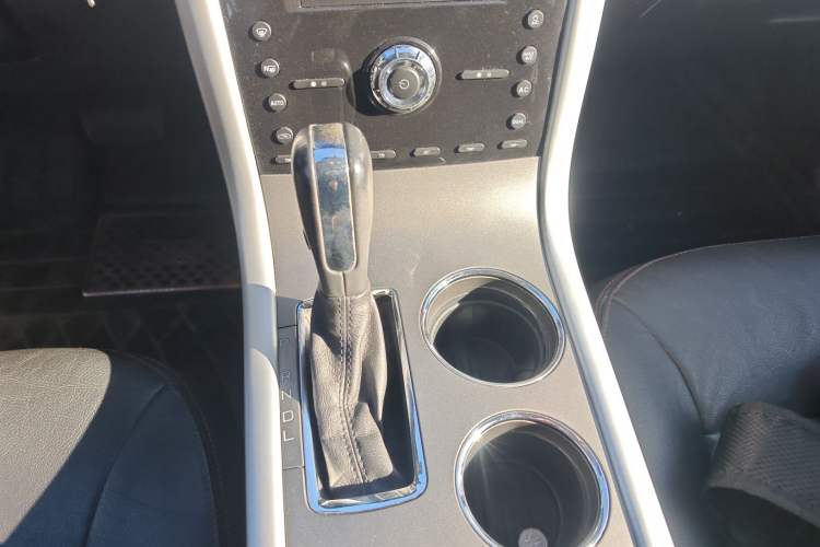 Used Ford Edge 2012 2.0T Elite Sunroof Edition Gear Lever