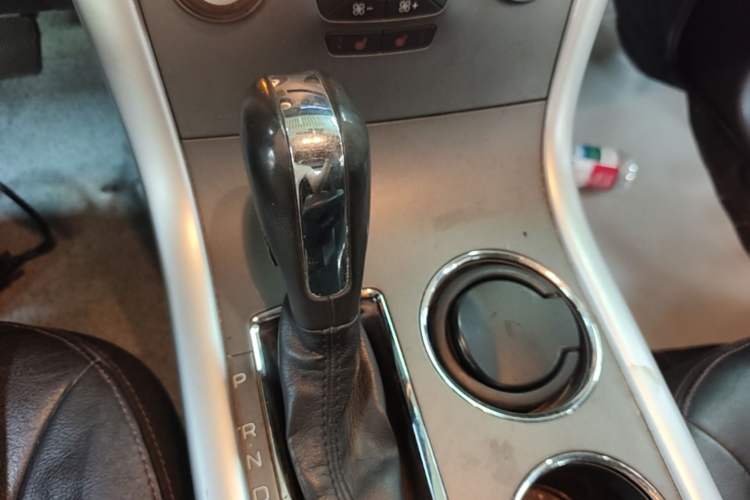 Used Ford Edge 2012 2.0T Elite Sunroof Edition Gear Lever