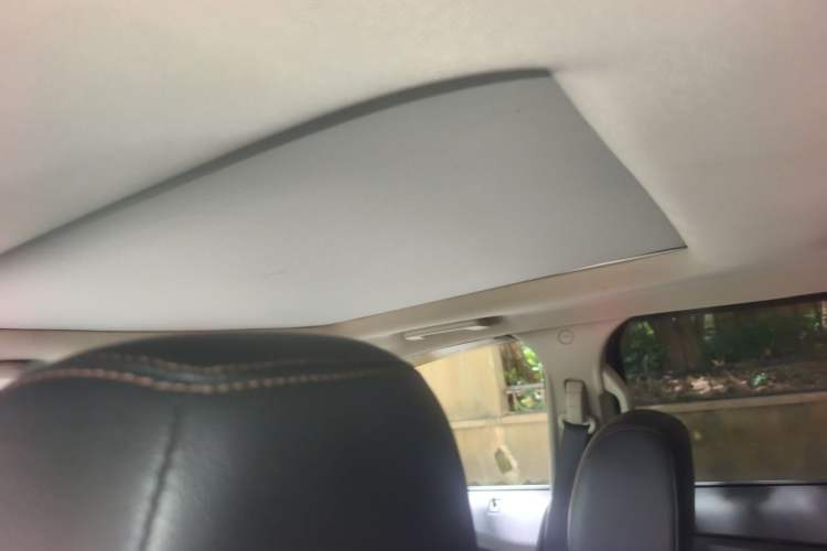 Used Ford Edge 2012 2.0T Elite Sunroof Edition Headliner