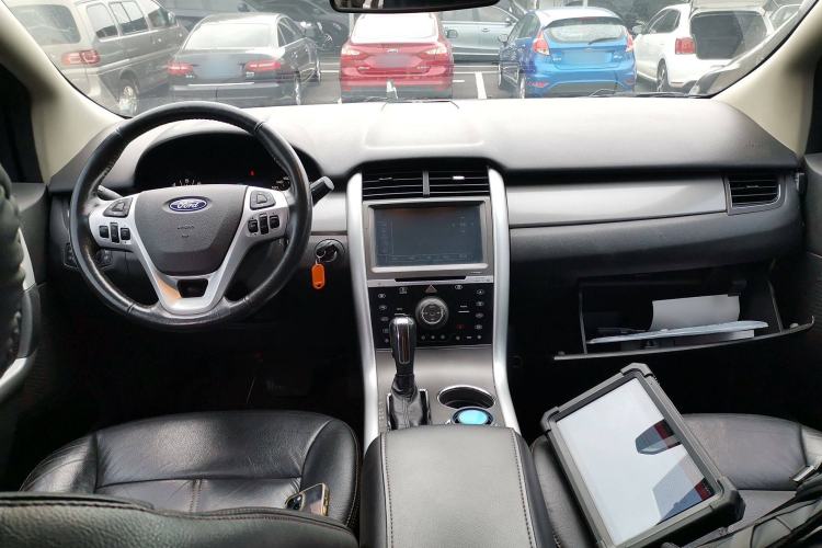 Used Ford Edge 2012 2.0T Elite Sunroof Edition Interior 2