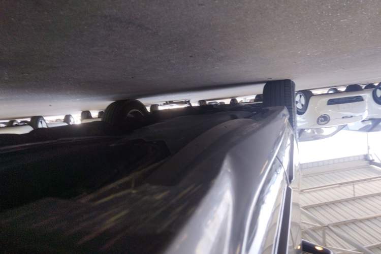 Used Ford Edge 2012 2.0T Elite Sunroof Edition Left Side Sill