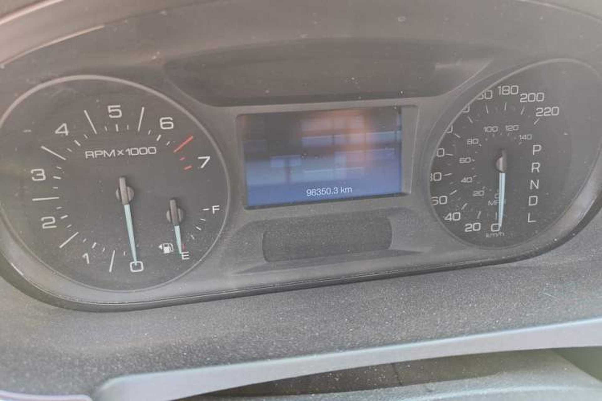 Used Ford Edge 2012 2.0T Elite Sunroof Edition Odometer Close Up