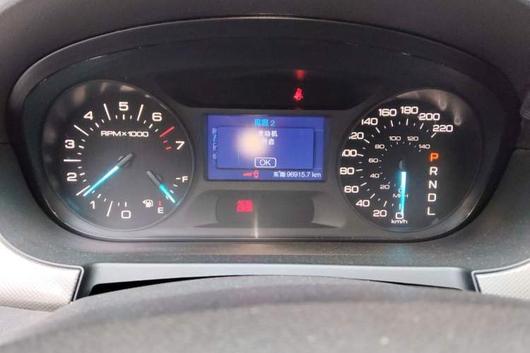 Used Ford Edge 2012 2.0T Elite Sunroof Edition Odometer Close Up