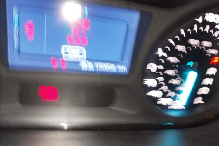 Used Ford Edge 2012 2.0T Elite Sunroof Edition Odometer Close Up