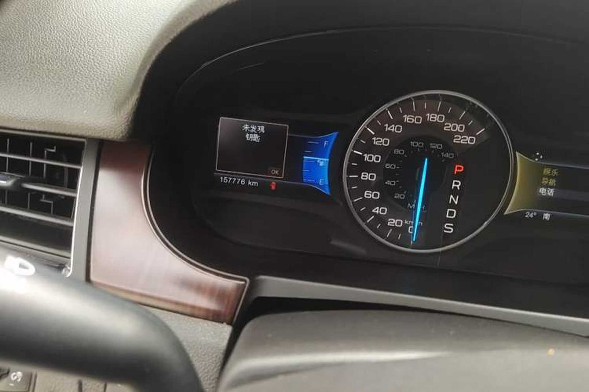 Used Ford Edge 2012 3.5L Zunrui Trim Odometer Close Up