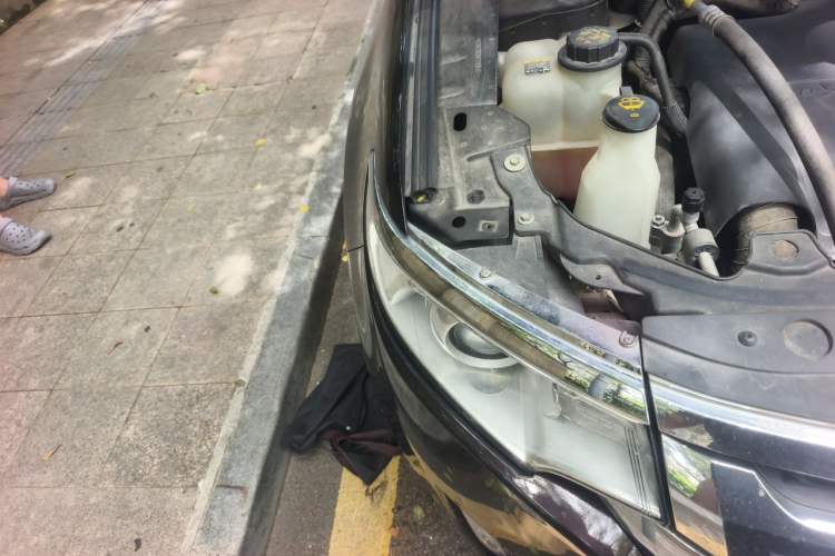 Used Ford Edge 2012 2.0T Elite Sunroof Edition Right Front Headlight