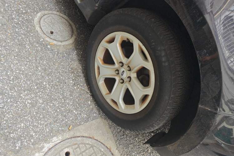 Used Ford Edge 2012 2.0T Elite Sunroof Edition Right Front Wheel Hub
