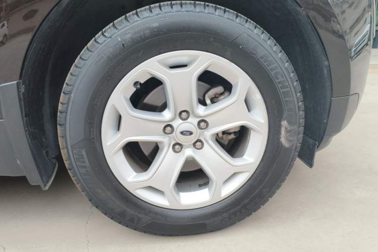 Used Ford Edge 2012 2.0T Elite Sunroof Edition Right Front Wheel Hub