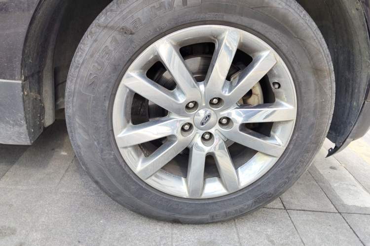 Used Ford Edge 2012 2.0T Zunrui Trim Right Front Wheel Hub