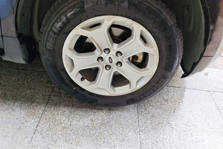 Used Ford Edge 2012 2.0T Elite Sunroof Edition Right Front Wheel Hub