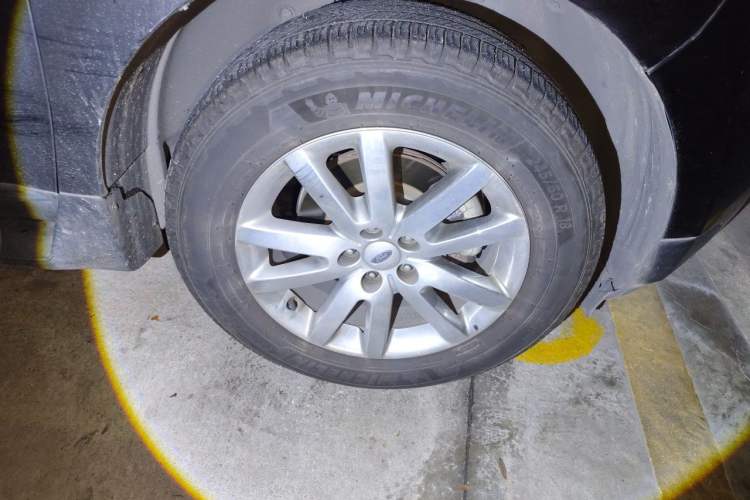Used Ford Edge 2012 2.0T Zunrui Trim Right Front Wheel Hub