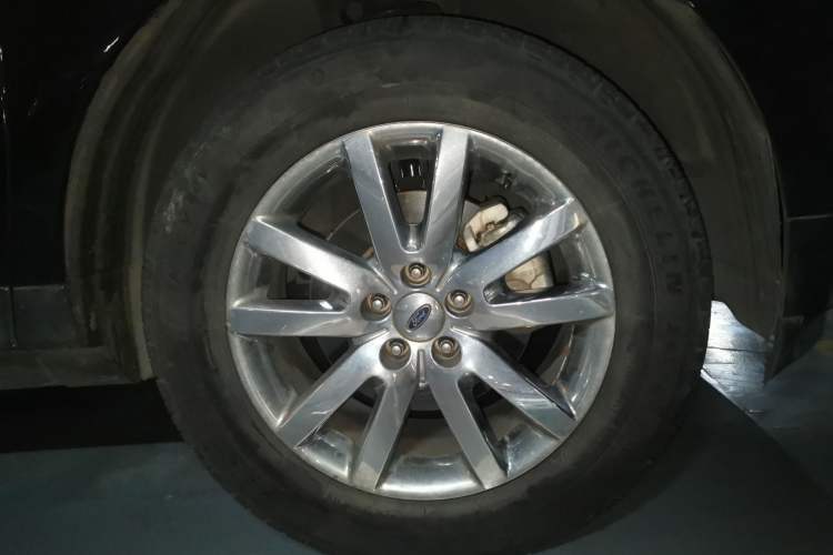 Used Ford Edge 2012 3.5L Zunrui Trim Right Front Wheel Hub