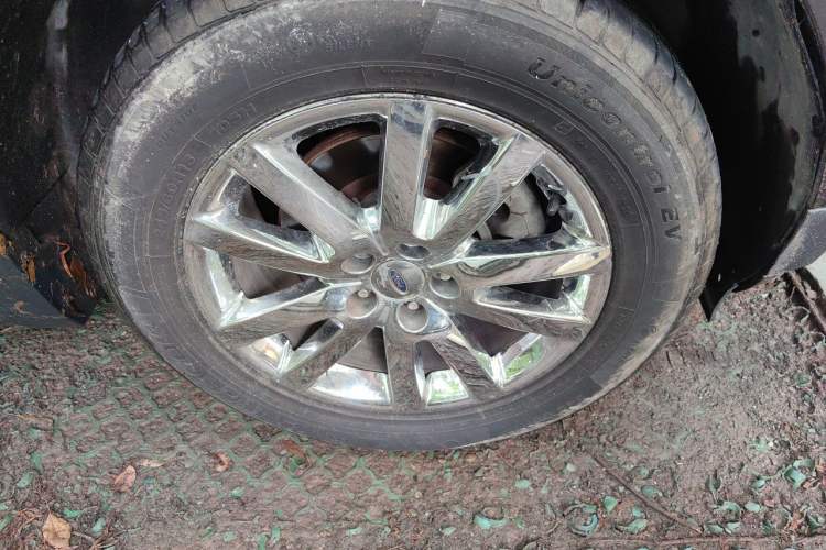 Used Ford Edge 2012 2.0T Zunrui Trim Right Front Wheel Hub
