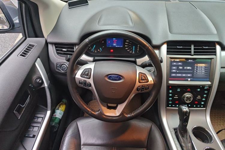 Used Ford Edge 2012 2.0T Elite Edition Steering Wheel